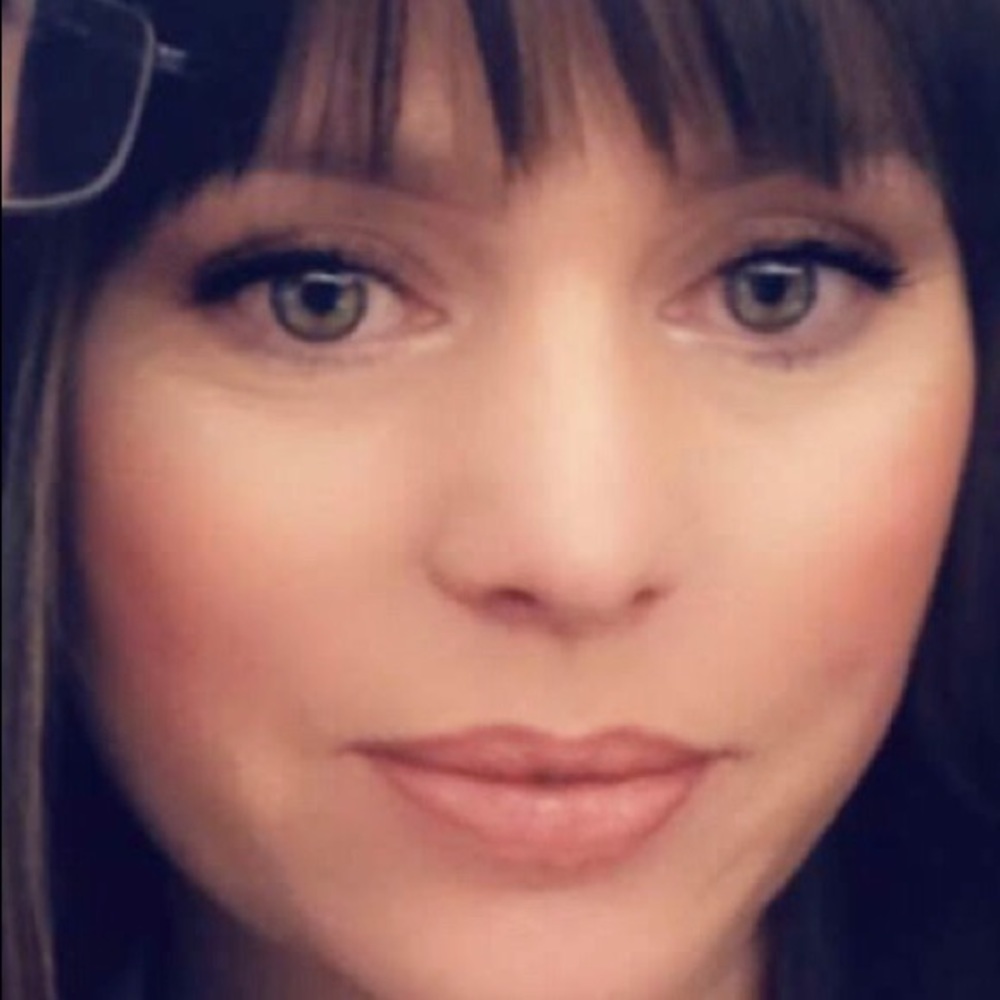 Meet your Posher, Michele